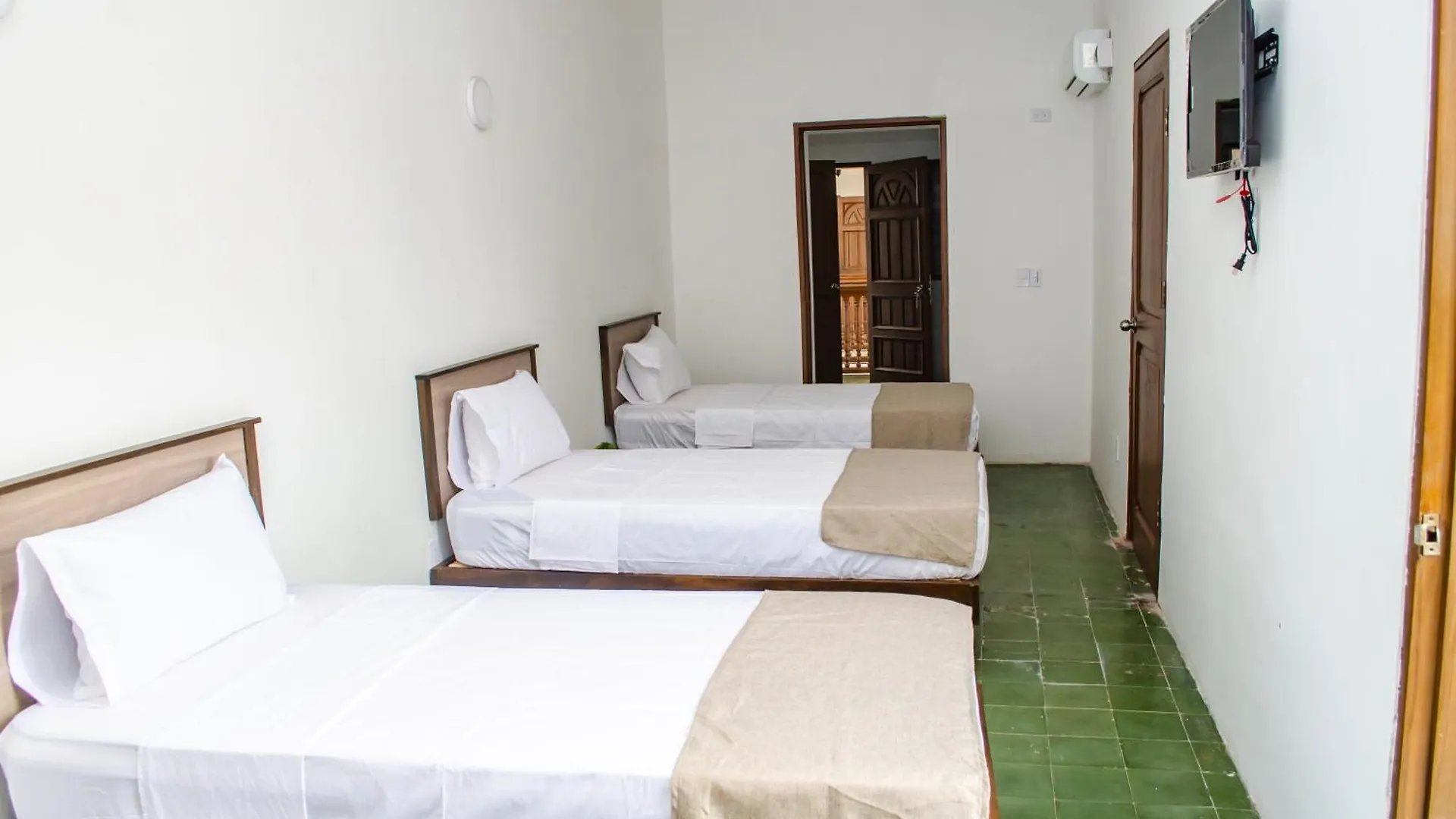***  Aw Hotel Puertas De La Bahia Santa Marta  Kolumbia