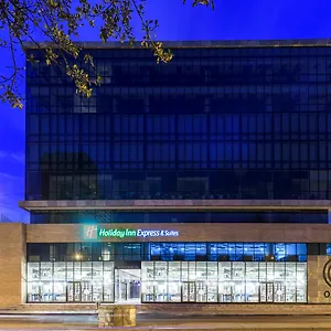 Hotel Express & Zona Financiera By Ihg